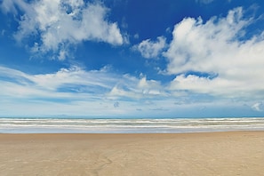 Interior - All-suite 3br, Beachfront: Suntide III - Unit 206 (South Padre Island)
