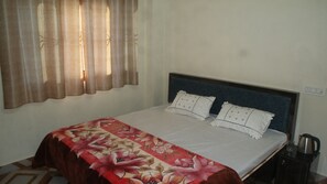 Quarto casal, sacada, vista para a colina