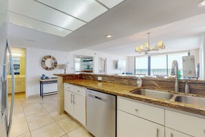 Interior - Luxe Corner 3br, Gulf View: Suntide III - Unit 410 (South Padre Island)