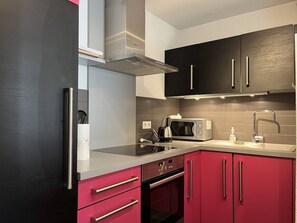 Microwave, oven, coffee/tea maker, toaster - Charming apartment in Villard-de-Lans with parking (Villard-de-Lans)