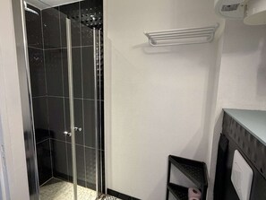 Bathroom - T2 Apartment with Air Conditioning and WIFI - Port Leucate (Port Leucate)