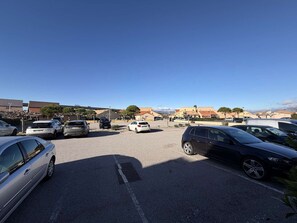 Property grounds - T2 Apartment with Air Conditioning and WIFI - Port Leucate (Port Leucate)