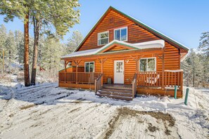 Interior - Ski, Hike & Relax: Pagosa Springs Gem w/ Sauna! (Pagosa Springs)