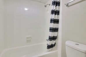 Apartment (0 Bedroom) | Interior - Near Hospitals & Dwtn: Stylish Charlotte Studio (Charlotte)