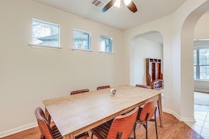 Interior - Play & Unwind, Pflugerville Gem w/ Community Perks (Pflugerville)