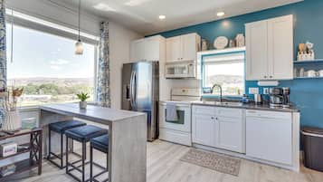 House (1 Bedroom) | Interior