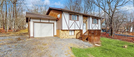 House (3 Bedrooms) | Front of property
