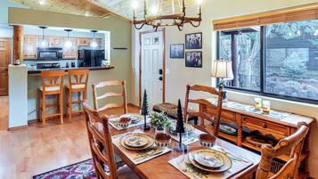 Casa (2 Bedrooms) | Parte interna