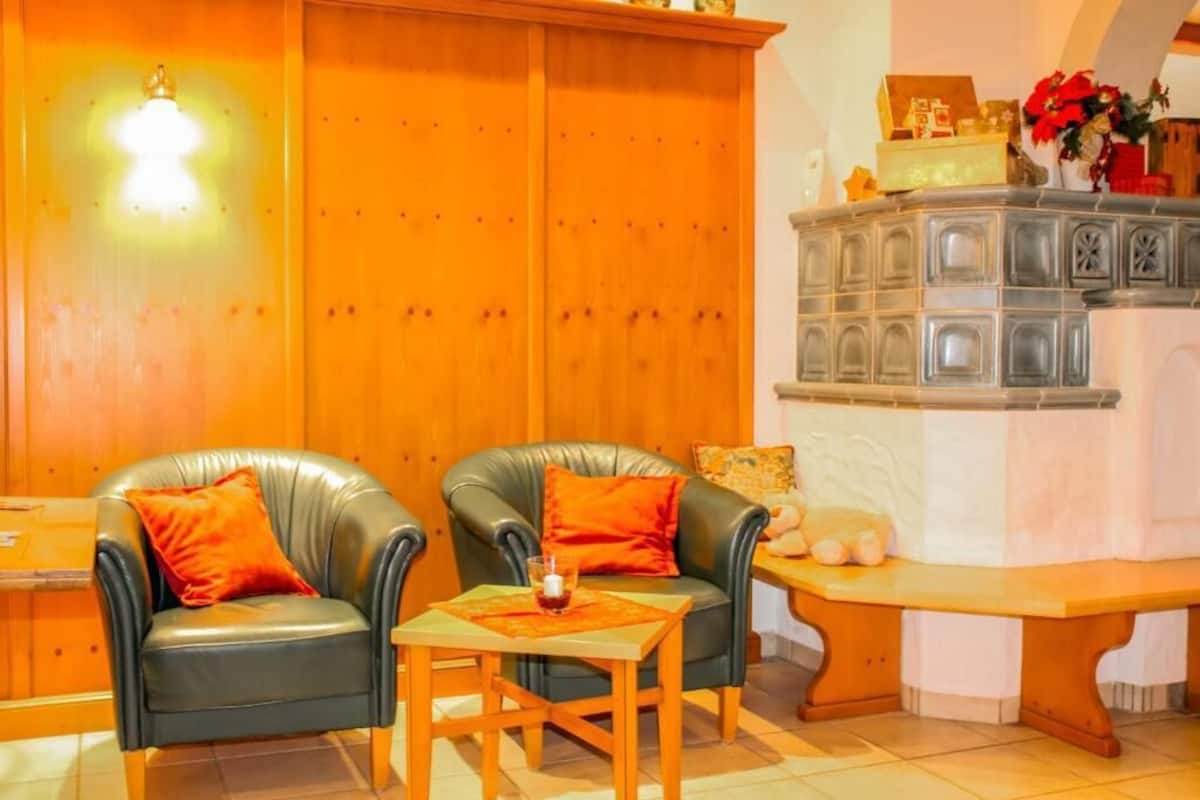 Habitación cuádruple Confort | Vestíbulo