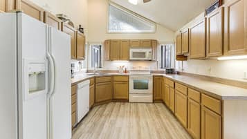 Rumah (3 Bedrooms) | Interior