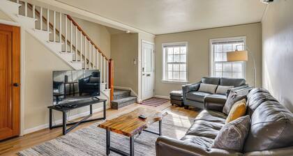 1 Mi to Downtown Pueblo! Cat-friendly Condo