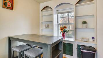 Apartment (2 Bedrooms) | Bahagian dalam