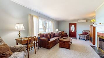 Rumah (4 Bedrooms) | Interior