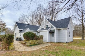 House (2 Bedrooms) | Interior - Century Old Farmhouse in Fulton: 6 Mi to Town! (Fulton)