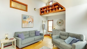 House (2 Bedrooms) | Interior - Century Old Farmhouse in Fulton: 6 Mi to Town! (Fulton)