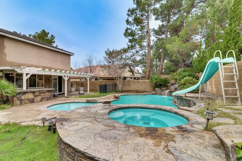 Pool, Patio & Games! Suburban Home in Palmdale
