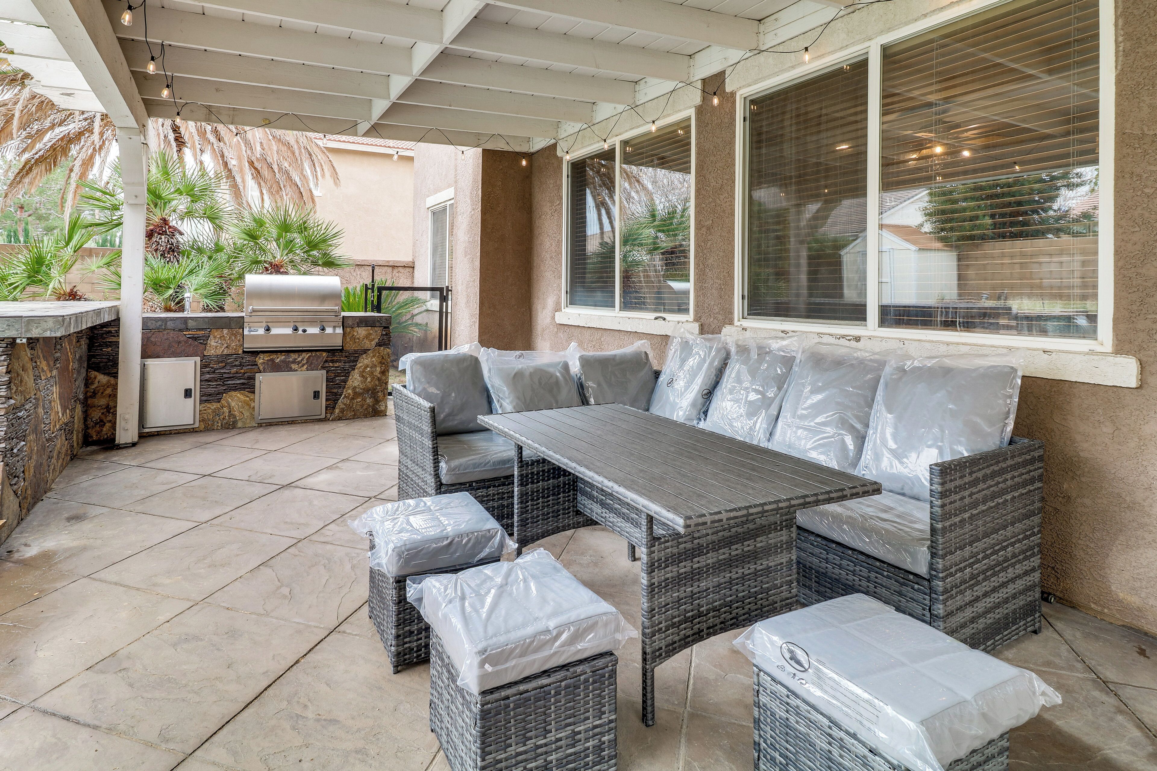 المنشأة من الداخل