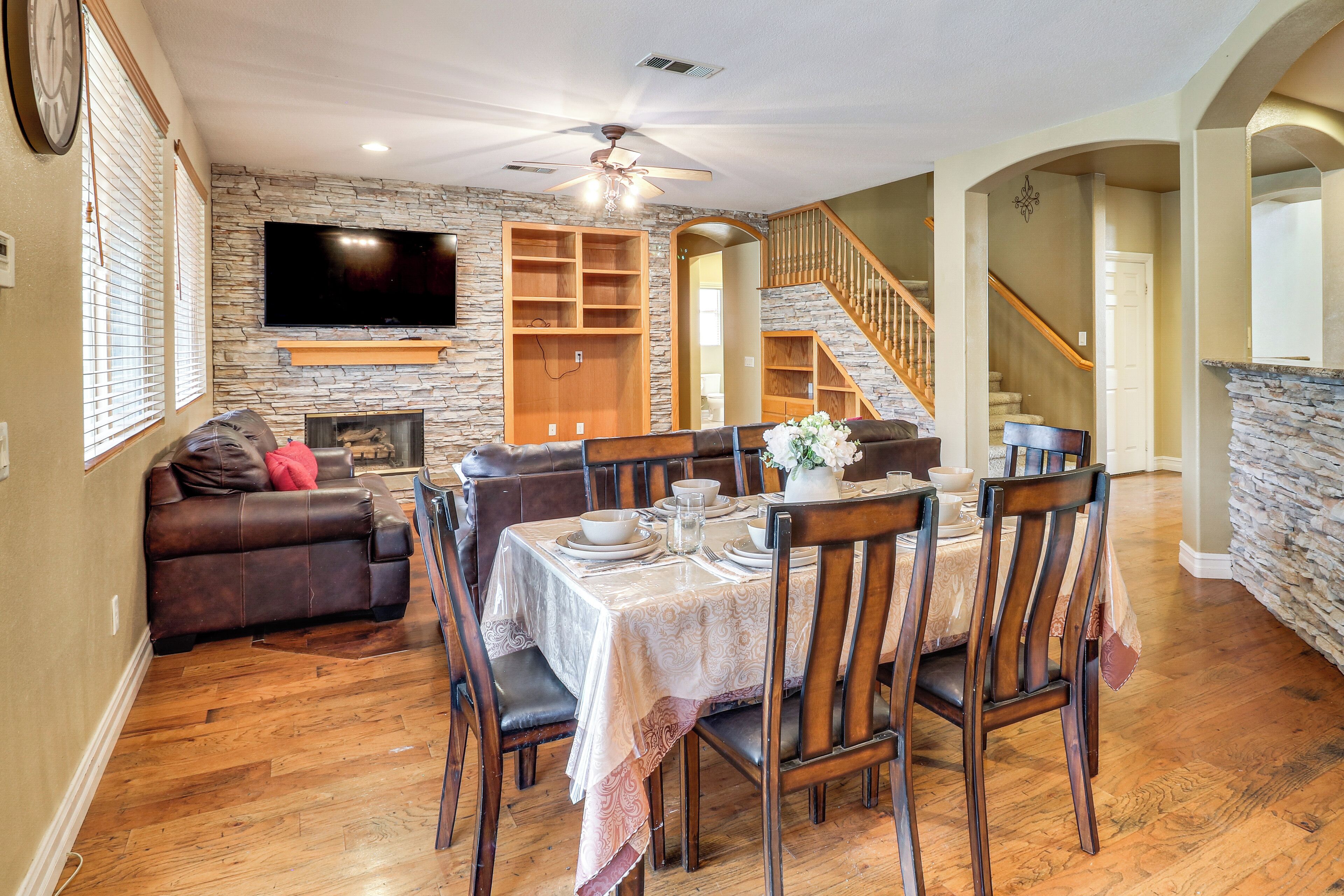 المنشأة من الداخل