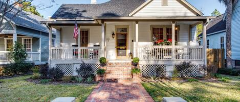 House (2 Bedrooms) | Front of property