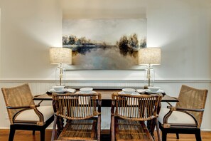 Nhà (2 Bedrooms) | Nội thất