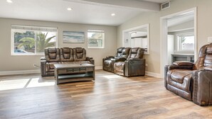 House (4 Bedrooms) | Interior - Charming Home w/ Private Pool in Clewiston! (Clewiston)