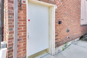 Interior - Cozy Sawyer Apartment - 2 Mi to Warren Dunes Park! (Sawyer)