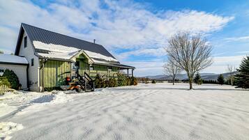 House (3 Bedrooms) | Front of property