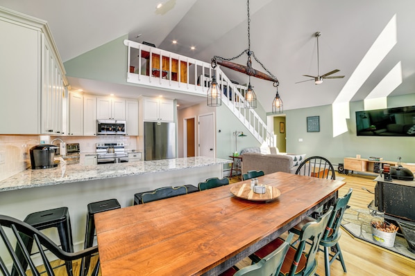 House (3 Bedrooms) | Interior