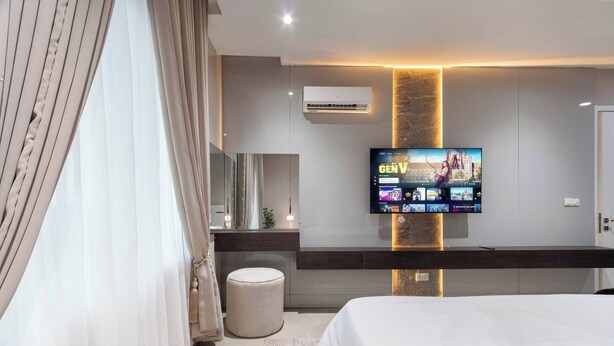 Apartment, 2 Bedrooms, Smoking | Room amenity - Chic Waterfront 2BR in Lekki Phase 1 - 5 Star Apt (Lekki)