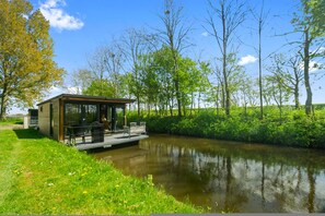 Apartment, Smoking | 2 bedrooms - Fokke Sleat Houseboat (Weidum)