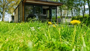 House - Doeke Sleat Houseboat (Weidum)