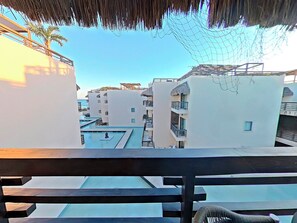 Property grounds - 2 BR  PH- Jacuzzi and Private Pool steps from Mamitas Beach (PLAYA DEL CARMEN)