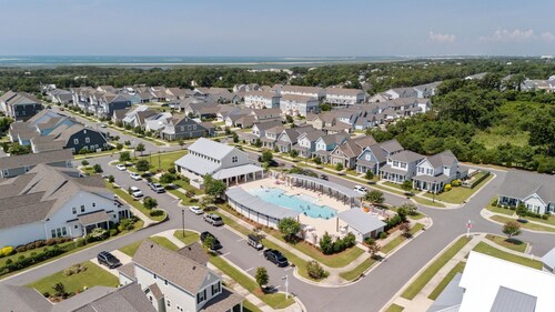 Sandmann's By The Sea-Exclusive Beau Coast Vibes