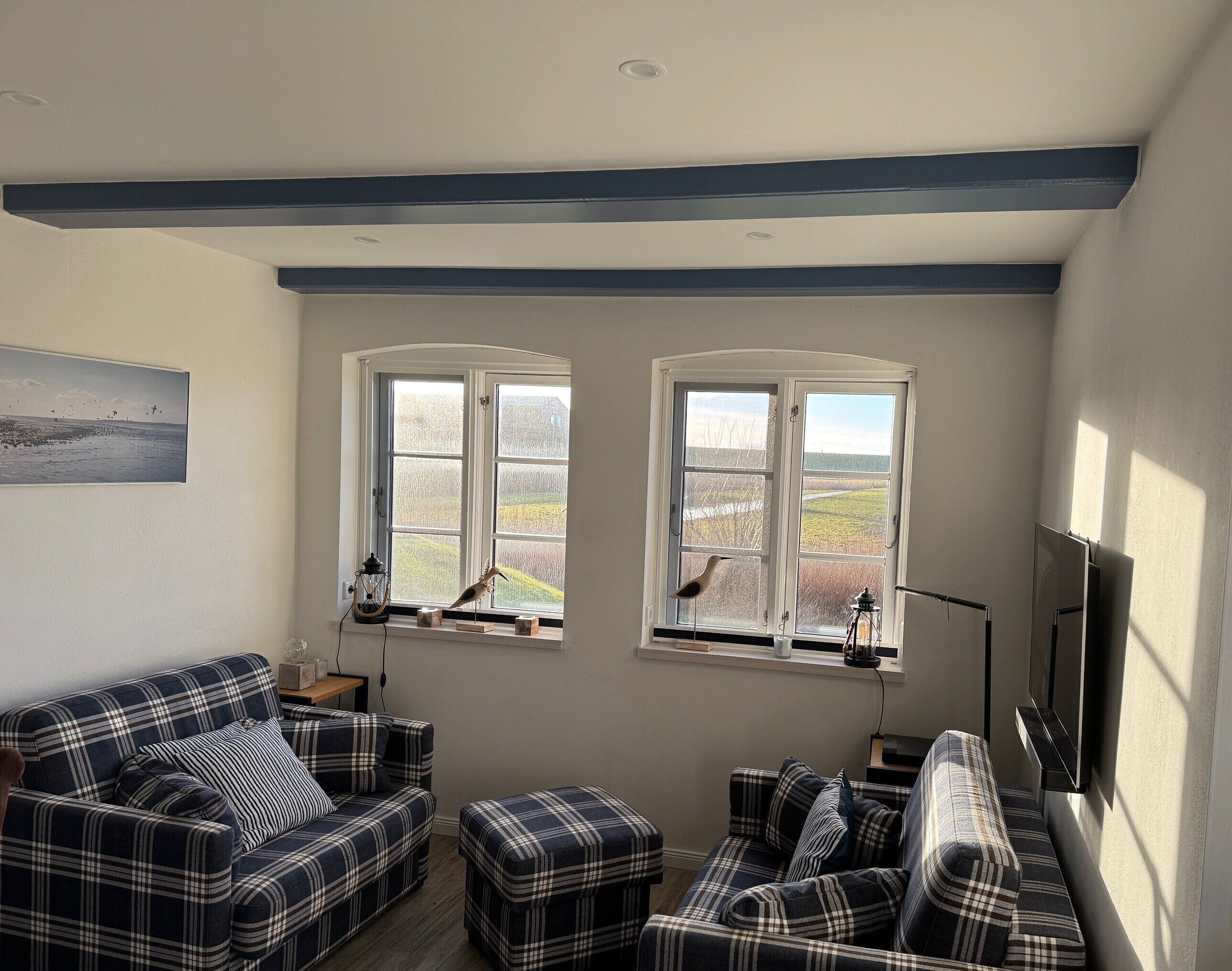 Fernseher, DVD-Player, Stereoanlage