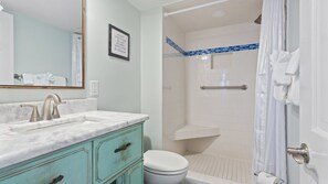 Towels - Salt Air Style- 2 BR Balcony Retreat (Myrtle Beach)