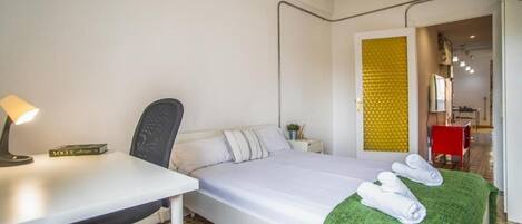 Leilighet, 3 soverom, balkong | Strykejern/-brett og wi-fi (inkludert)