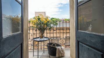 Apartamento, 3 habitaciones, balcón | Balcón