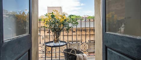 Apartment, 3 Bedrooms, Balcony | Balcony