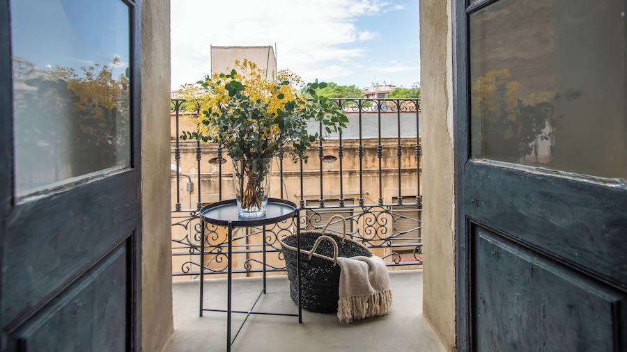 Bバルセロナ サンツ フラット