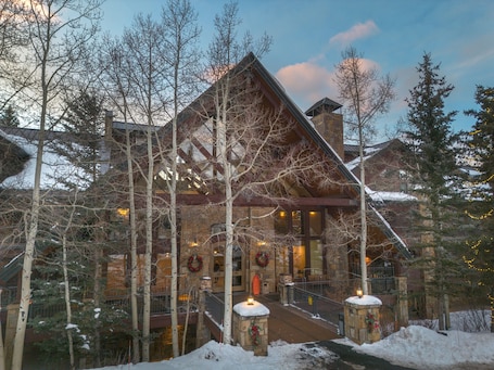 Room, 1 Bedroom | Exterior. Bear Creek Lodge 209c 1 Bedroom Hotel Room