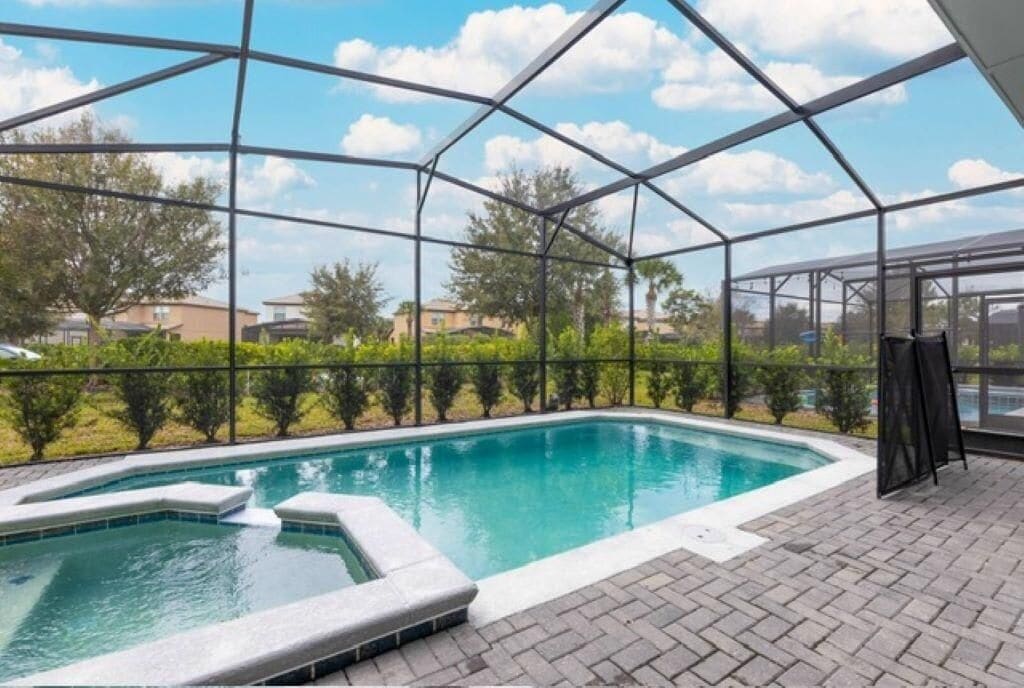 Casa, varias habitaciones | Piscina