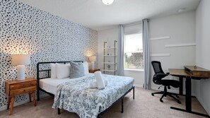 Room - Family-friendly Luxury Home 7br, Private Pool, Resort Amenities Near Disney 7 Bedroom Home (Davenport)