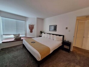 Condo, 3 Bedrooms | 3 bedrooms, iron/ironing board, free WiFi - Keystone Charm: Wild Irishman 3br Mountain Escape 3 Bedroom Condo (Keystone)