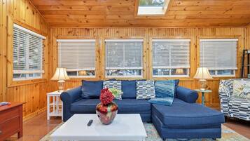 Rumah, 3 kamar tidur | Area keluarga | Smart TV dan layanan streaming