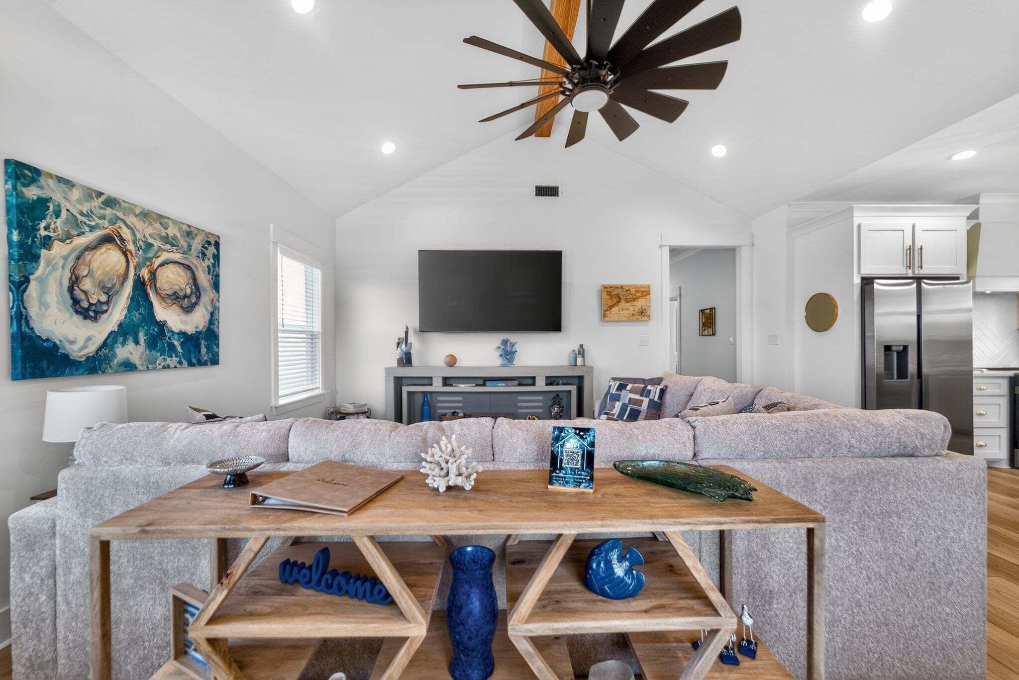 House, 4 Bedrooms | Ruang tamu | TV Pintar, perkhidmatan penstriman 