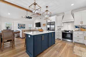 House, 4 Bedrooms | Private kitchen | Fridge, oven, coffee/tea maker, toaster - Bayou Bay Breeze 4 Bedroom Home (Bay St Louis)