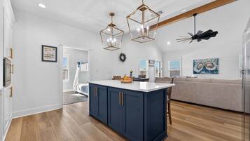 House, 4 Bedrooms | Interior