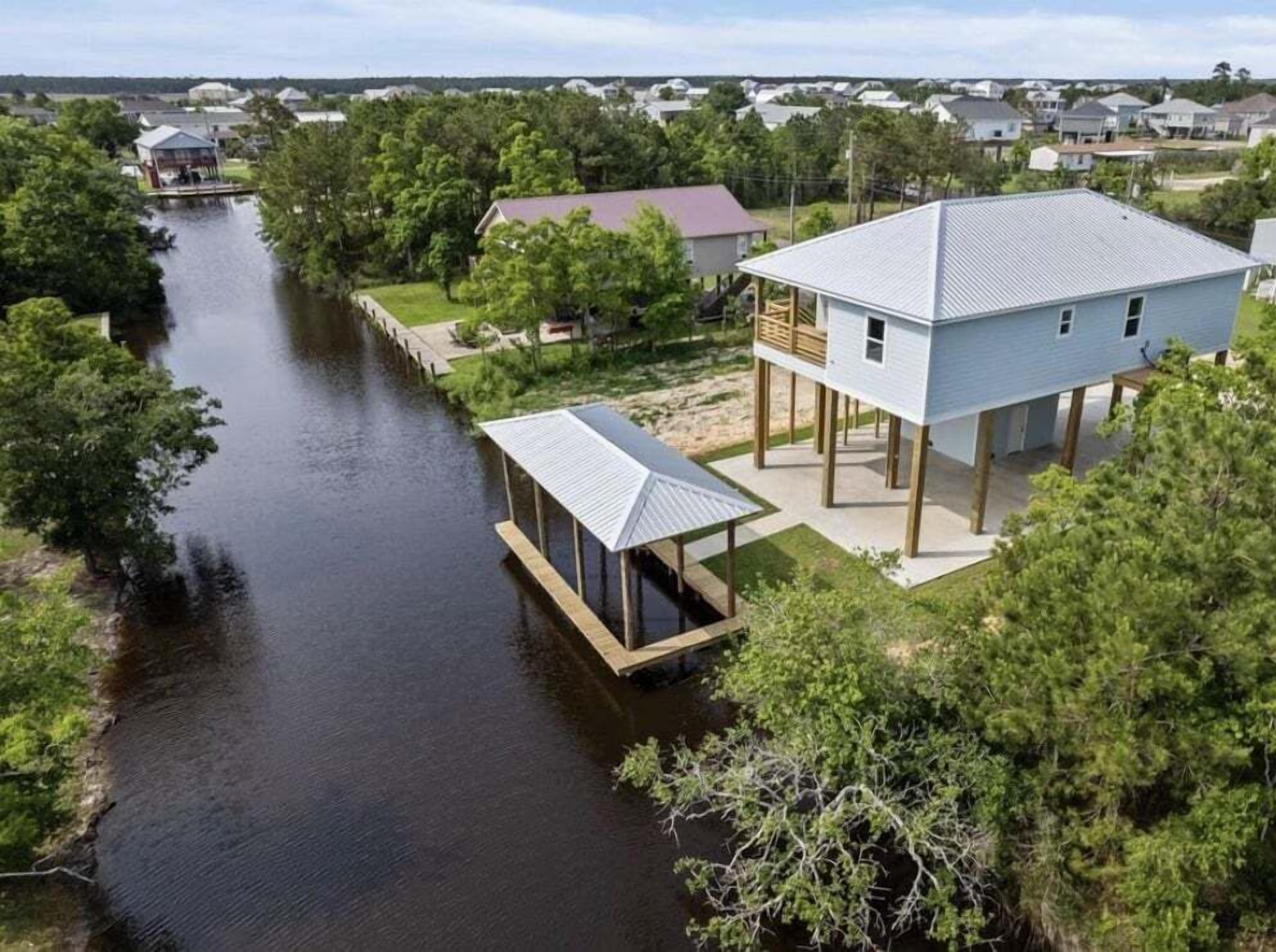 House, 4 Bedrooms | Exterior