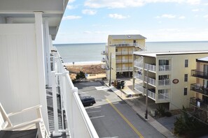 Condo, 1 Bedroom | Property grounds - Diamond Head 502 1 Bedroom Condo (Ocean City)
