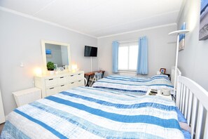Condo, 1 Bedroom | 1 bedroom, iron/ironing board, free WiFi - Diamond Head 502 1 Bedroom Condo (Ocean City)